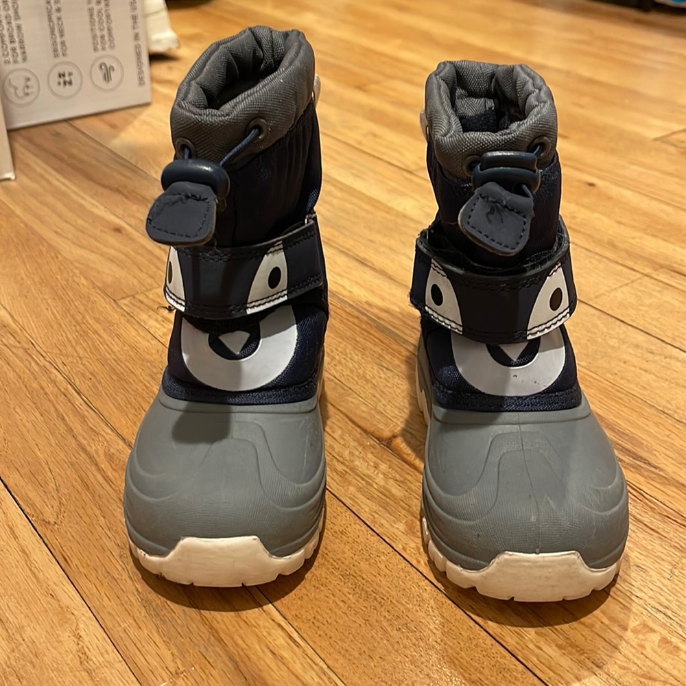 Snow Boots